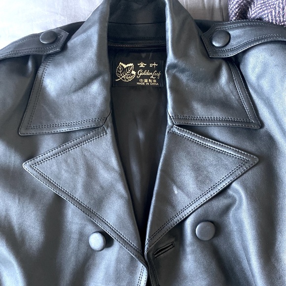 🖤Vintage 90s Leather Pea Coat with Inner Lining🖤 - Picture 3 of 3